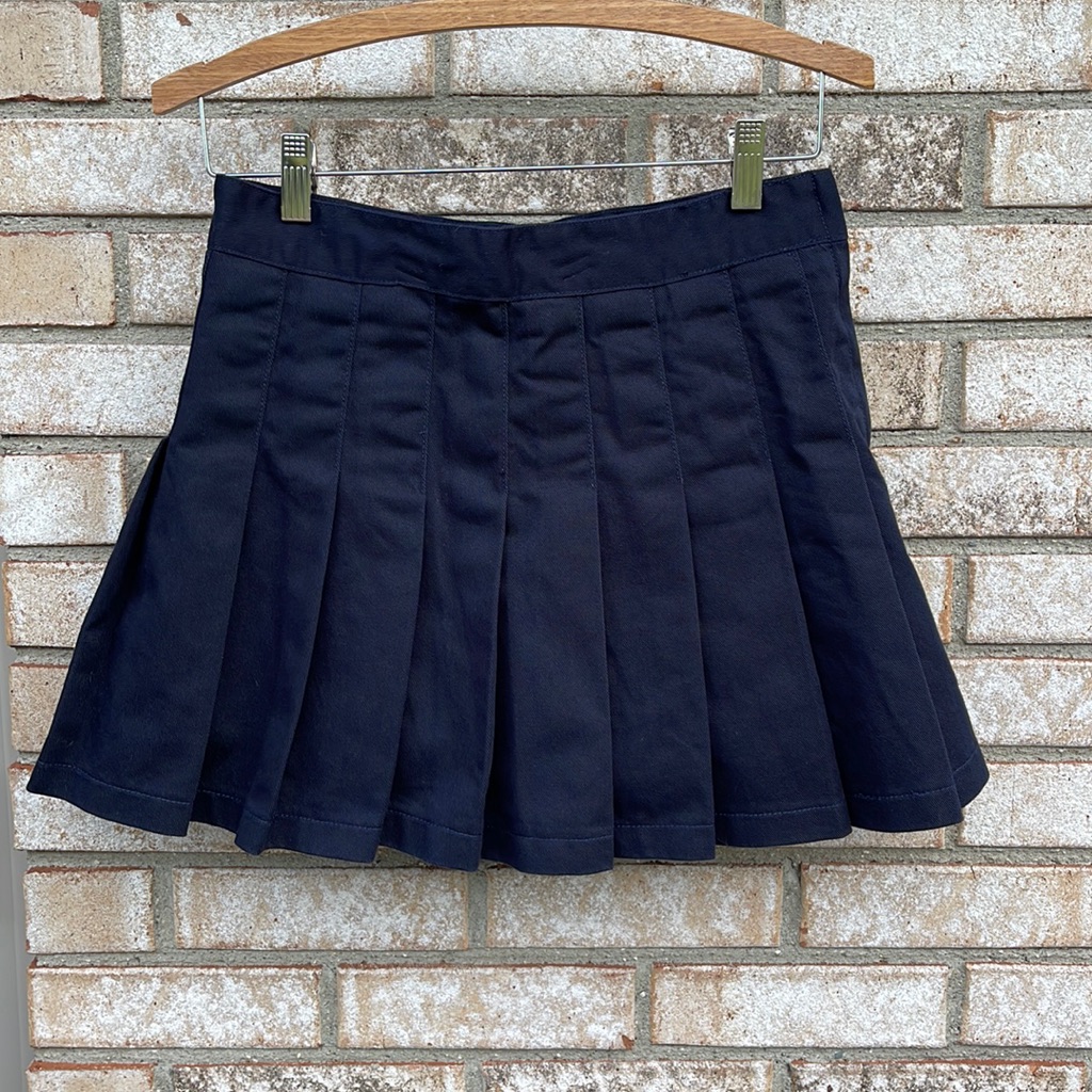 Euc Brandy Melville J Galt Pleated Navy Blue Mini Skirt Size 28”